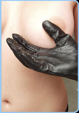 Leather Vampire Gloves With Prickly Metal Points - Small